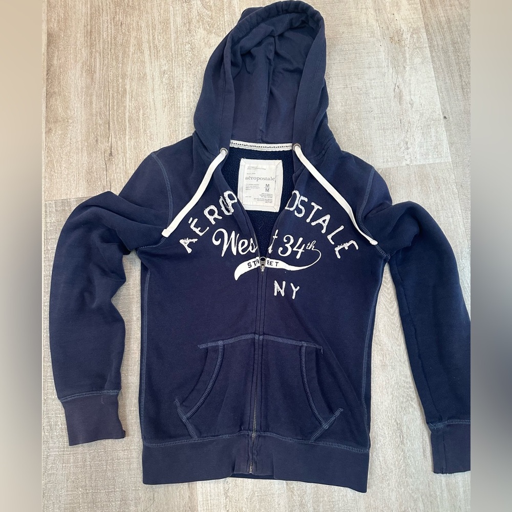 Aeropostale zipper hoodie/ west 34 th Street New York logo